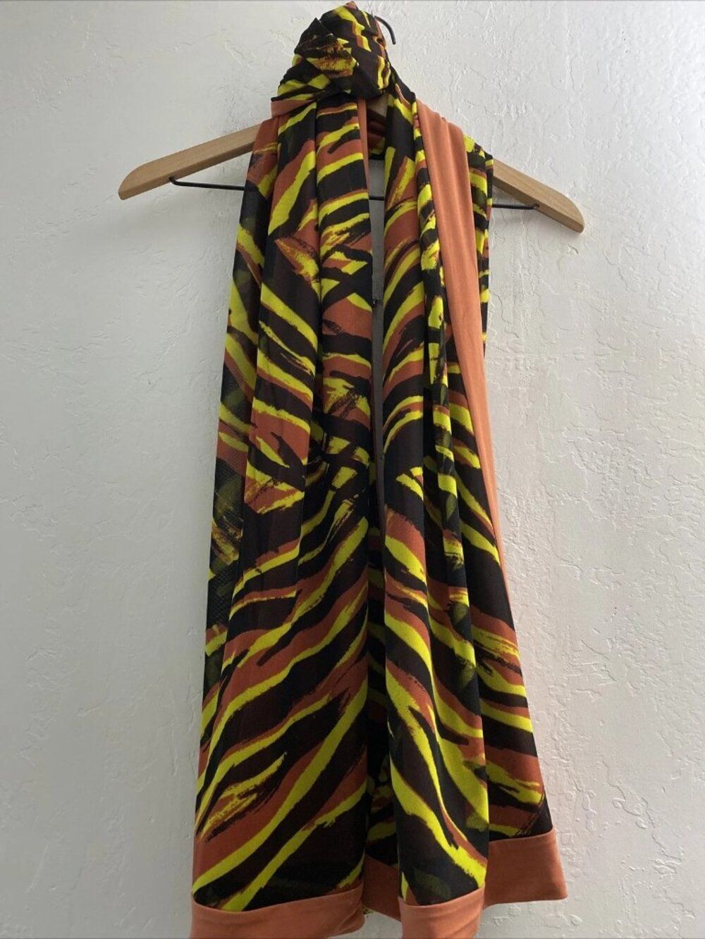 IMAN Global Chic Scarf 2 Sided Reversible Print Mesh Border Wrap 72” X 21” New